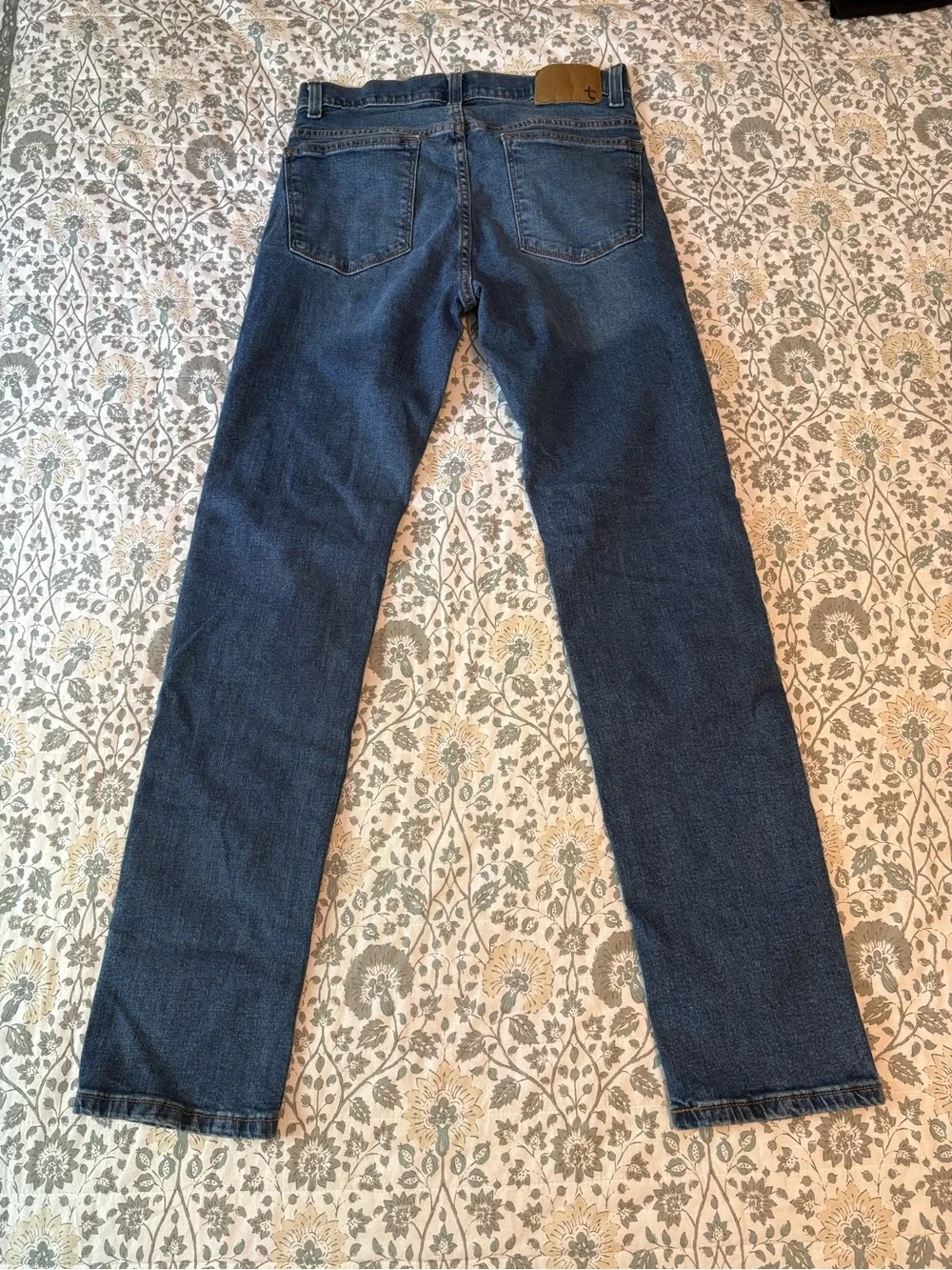 True Craft Slim Men's Jeans in Blue Denim with Gold Stitching
